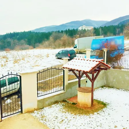 за гости Lavender Penzion Lozen